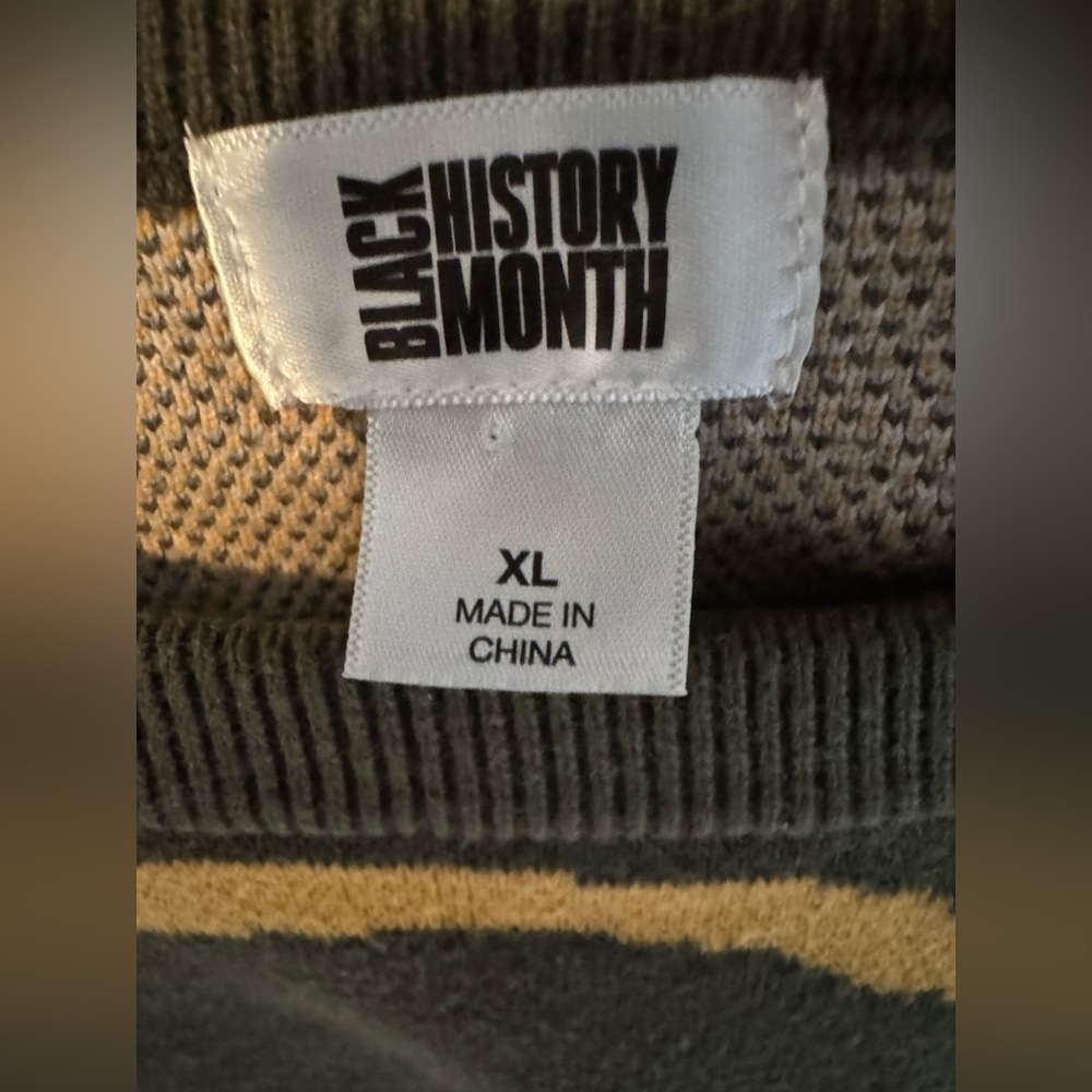 Target Multicolor Abstract Crew Neck Sweater - Picture 4 of 6